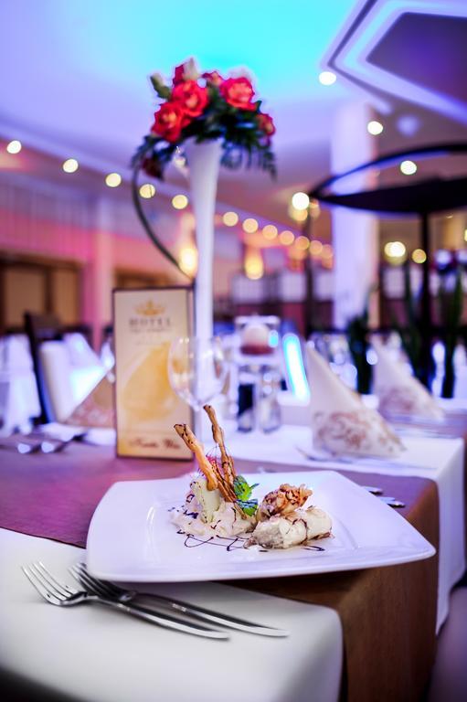 Trzy Korony Hotel Głogów Małopolski Екстериор снимка